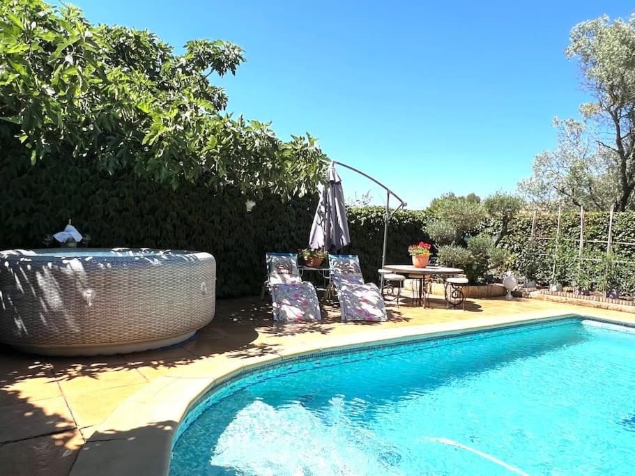 Le Jardin De Mae Bouc-Bel-Air Exterior foto