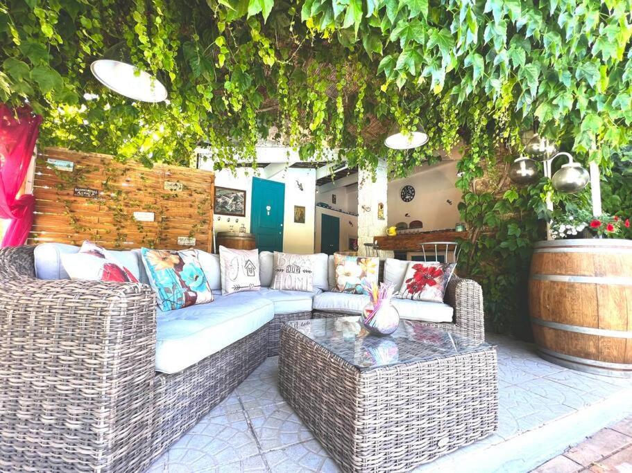 Le Jardin De Mae Bouc-Bel-Air Exterior foto